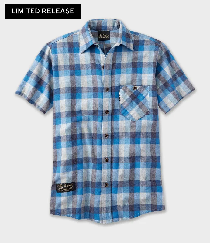 Men's Graphic - Printed Casual Shirts with Pop - Culture References for a Fun and Stylish LookLightweight Fitted Short Sleeve Shirt - Heron Men's Graphic - Printed Casual Shirts with Pop - Culture References for a Fun and Stylish LookLightweight Fitted Short Sleeve Shirt - Heron