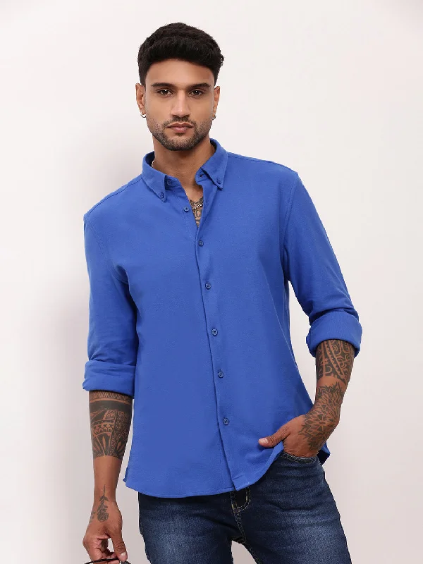 Men's Long - Line Oversized Casual Shirts in Dark Gray for a Relaxed and Modern LookMen Blue Solid Slim Fit Shirt