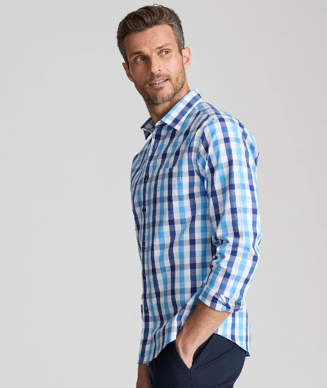 Men's Retro - Style Hawaiian Print Casual Shirts in Bold Patterns for a Tropical VacationWrinkle-Free Hudson Shirt Men's Retro - Style Hawaiian Print Casual Shirts in Bold Patterns for a Tropical VacationWrinkle-Free Hudson Shirt