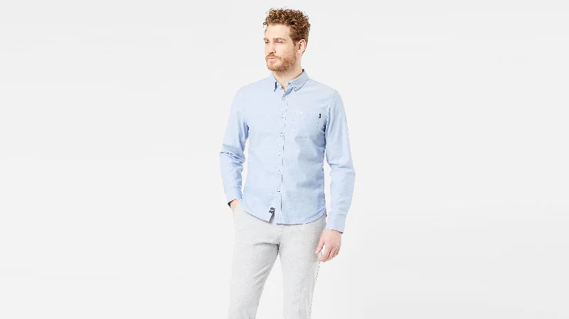 Men's Distressed Denim Casual Shirts with Frayed Edges for a Trendy and Rugged LookStretch Oxford Shirt, Slim Fit Men's Distressed Denim Casual Shirts with Frayed Edges for a Trendy and Rugged LookStretch Oxford Shirt, Slim Fit