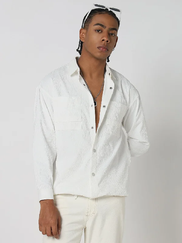 Men's Two - Tone Contrast Panel Casual Shirts in White and Navy for a Stylish and Eye - Catching DesignMen Solid White Shacket Men's Two - Tone Contrast Panel Casual Shirts in White and Navy for a Stylish and Eye - Catching DesignMen Solid White Shacket
