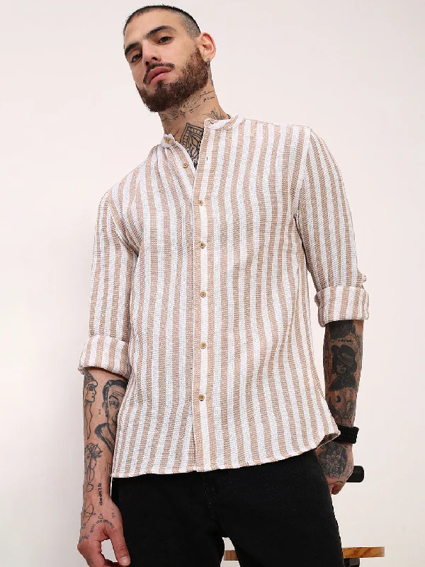 Men's Shearling - Lined Collar Casual Shirts in Brown for a Rustic and Warm AppealMen Cream Striped Slim Fit Shirt