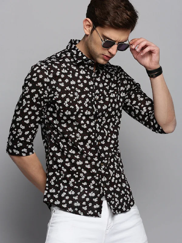 Plus Size Men's Striped Chambray Casual Shirts with a Spread Collar for a Preppy AppearanceMen Black Printed Casual Shirt Plus Size Men's Striped Chambray Casual Shirts with a Spread Collar for a Preppy AppearanceMen Black Printed Casual Shirt