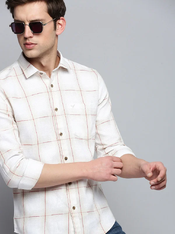 Men's Retro - Style Hawaiian Print Casual Shirts in Bold Patterns for a Tropical VacationMen Beige Checked Casual Shirt