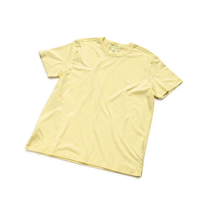 Quiet Yellow 739