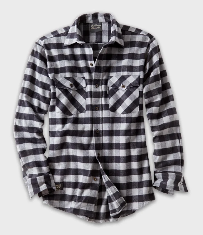 Men's Long - Line Oversized Casual Shirts in Dark Gray for a Relaxed and Modern LookMen's Classic Flannel Shirt - Gray Buffalo Men's Long - Line Oversized Casual Shirts in Dark Gray for a Relaxed and Modern LookMen's Classic Flannel Shirt - Gray Buffalo