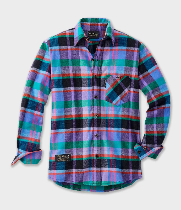 Men's Distressed Denim Casual Shirts with Frayed Edges for a Trendy and Rugged LookFitted Flannel Shirt - Garden Island Men's Distressed Denim Casual Shirts with Frayed Edges for a Trendy and Rugged LookFitted Flannel Shirt - Garden Island