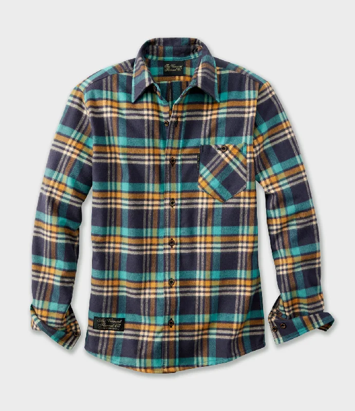 Men's Two - Tone Contrast Panel Casual Shirts in White and Navy for a Stylish and Eye - Catching DesignFitted Flannel Shirt - Larch Men's Two - Tone Contrast Panel Casual Shirts in White and Navy for a Stylish and Eye - Catching DesignFitted Flannel Shirt - Larch