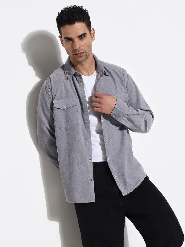 Plus Size Men's Plaid Flannel Casual Shirts in Earth Tones for a Cozy Fall OutfitMen Grey Solid Slim Fit Shirt