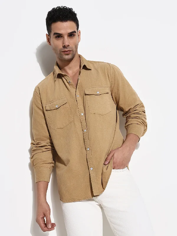Men's Thermal - Lined Casual Shirts in Black for Added Warmth in Cold WeatherMen Khaki Solid Slim Fit Shirt