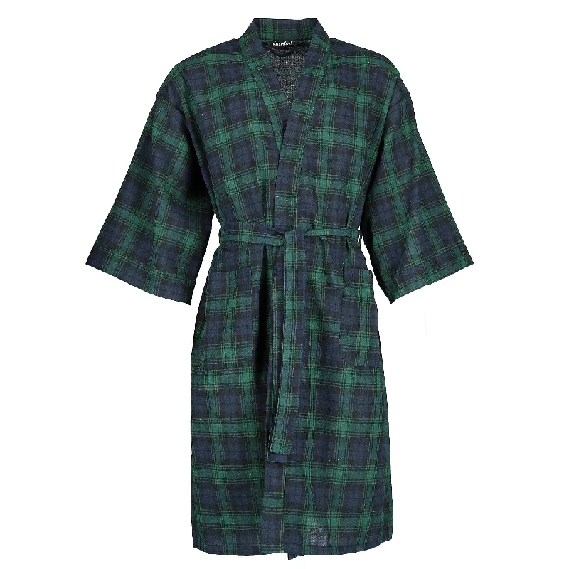Men's fleece - lined robes for extra warmth in winterLeisureland Men's Plaid Broadcloth Robe Men's fleece - lined robes for extra warmth in winterLeisureland Men's Plaid Broadcloth Robe