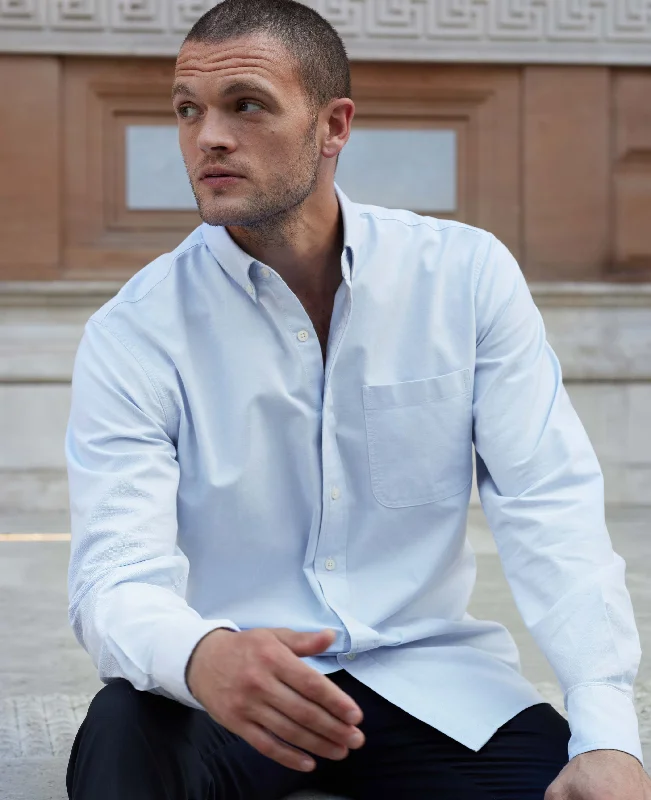 Men's Graphic - Printed Casual Shirts with Pop - Culture References for a Fun and Stylish LookLight Denim Blue Classic Fit Oxford Shirt Men's Graphic - Printed Casual Shirts with Pop - Culture References for a Fun and Stylish LookLight Denim Blue Classic Fit Oxford Shirt