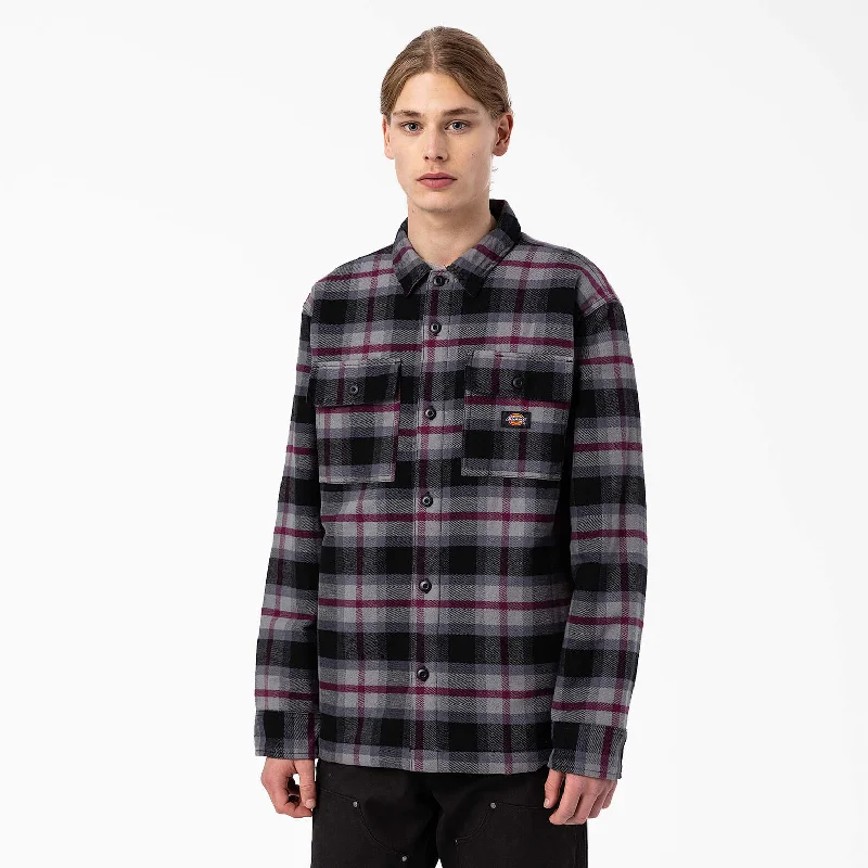 Checkered men jackets in a plaid pattern for a preppy appearanceDickies Flannel Quilted Lined Shirt Jacket Checkered men jackets in a plaid pattern for a preppy appearanceDickies Flannel Quilted Lined Shirt Jacket