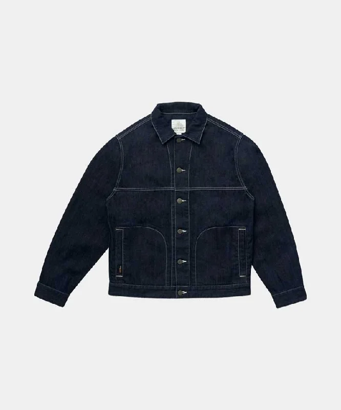 Men jackets with a built - in hood that can be stowed away when not in useMeadows Ranch Jacket Men jackets with a built - in hood that can be stowed away when not in useMeadows Ranch Jacket