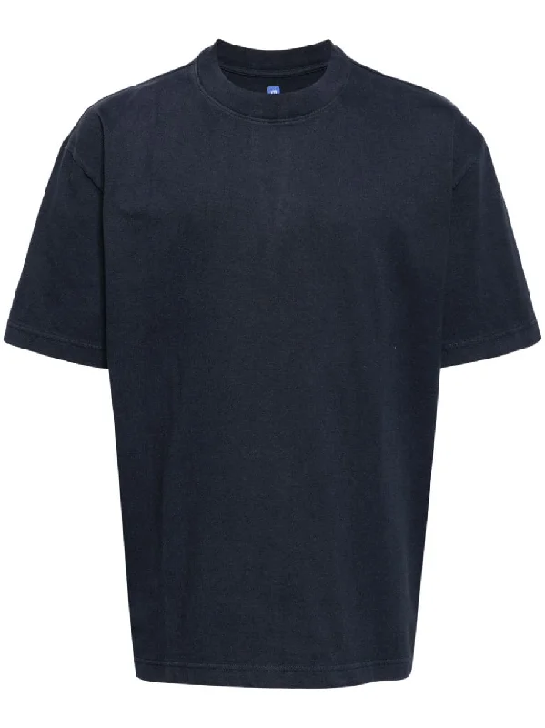 Performance - driven men vest with moisture - wicking properties for workoutsCrew-Neck Cotton T-Shirt