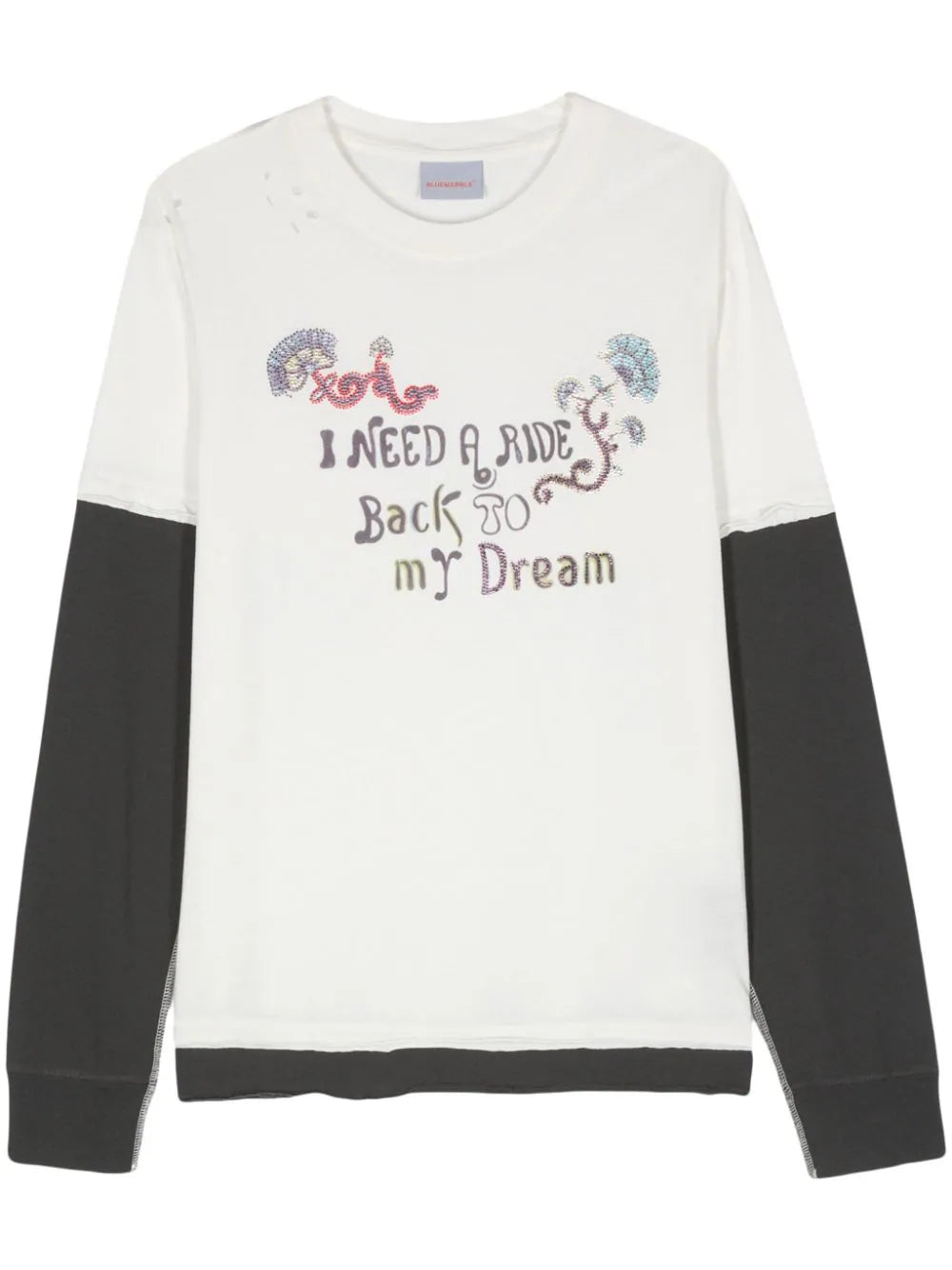 Men vest with a zip - off hood for added protection in inclement weatherSlogan-Print T-Shirt