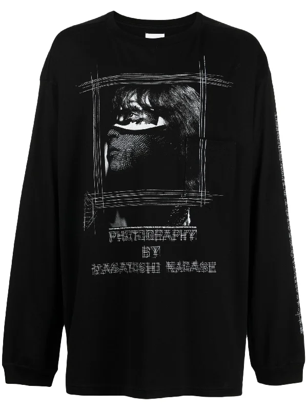 Performance - driven men vest with moisture - wicking properties for workoutsX Masatoshi Nagase Photograph-Print Sweatshirt Performance - driven men vest with moisture - wicking properties for workoutsX Masatoshi Nagase Photograph-Print Sweatshirt