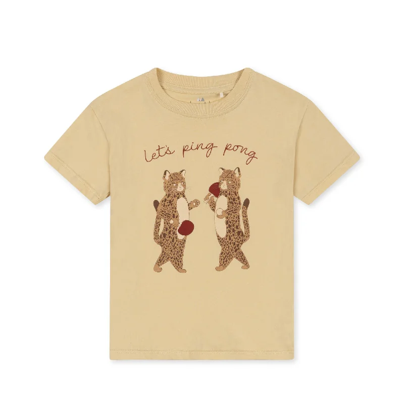 Men's antimicrobial t - shirts for odor - free freshness during travelKonges Sløjd Famo Tee GOTS Sea Mist Men's antimicrobial t - shirts for odor - free freshness during travelKonges Sløjd Famo Tee GOTS Sea Mist