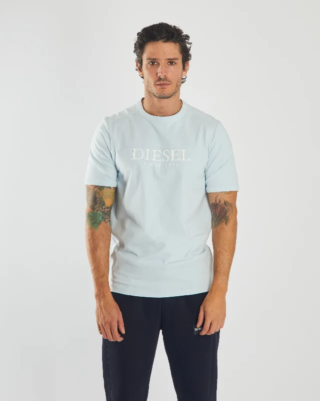 Men's eco - friendly recycled t - shirts for sustainable fashion choicesBenjamin Tee Bayamo Blue Men's eco - friendly recycled t - shirts for sustainable fashion choicesBenjamin Tee Bayamo Blue