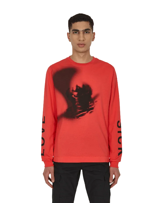 Men's antimicrobial t - shirts for odor - free freshness during travelTreated Longsleeve T-Shirt Red
