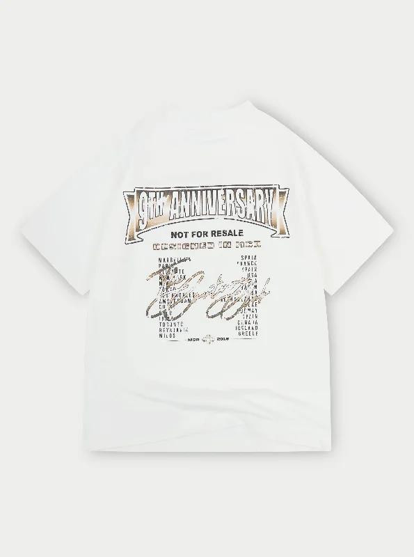 Men's mock - neck t - shirts with a modern and sleek style9TH ANNIVERSARY T-SHIRT - OFF WHITE