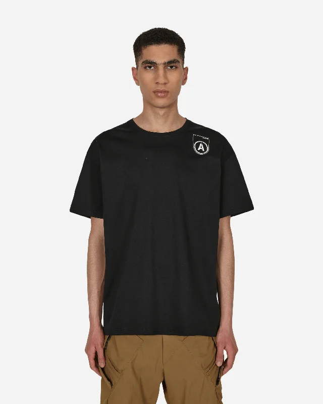 Men's polo t - shirts with a contrast collar for a preppy lookPrinted T-Shirt Black