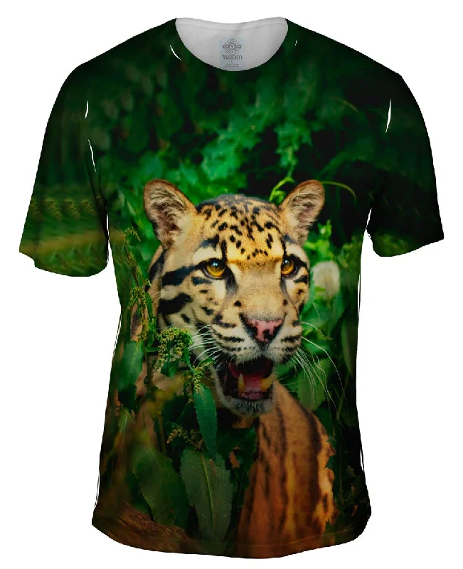 Men's distressed denim - look t - shirts with a rugged appealClouded Leopard Jungle