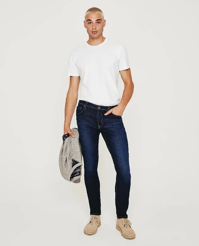 Men's camo print casual utility pants for a rugged outdoor feelThe Dylan Style #: 1139IFBZMAB ZUMA BEACH