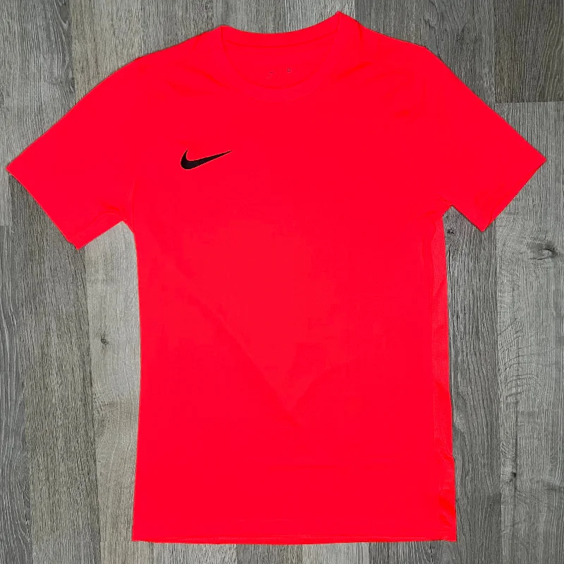 Men's organic cotton crew - neck t - shirts for everyday comfortNike Dri-Fit Tee Crimson Red Men's organic cotton crew - neck t - shirts for everyday comfortNike Dri-Fit Tee Crimson Red