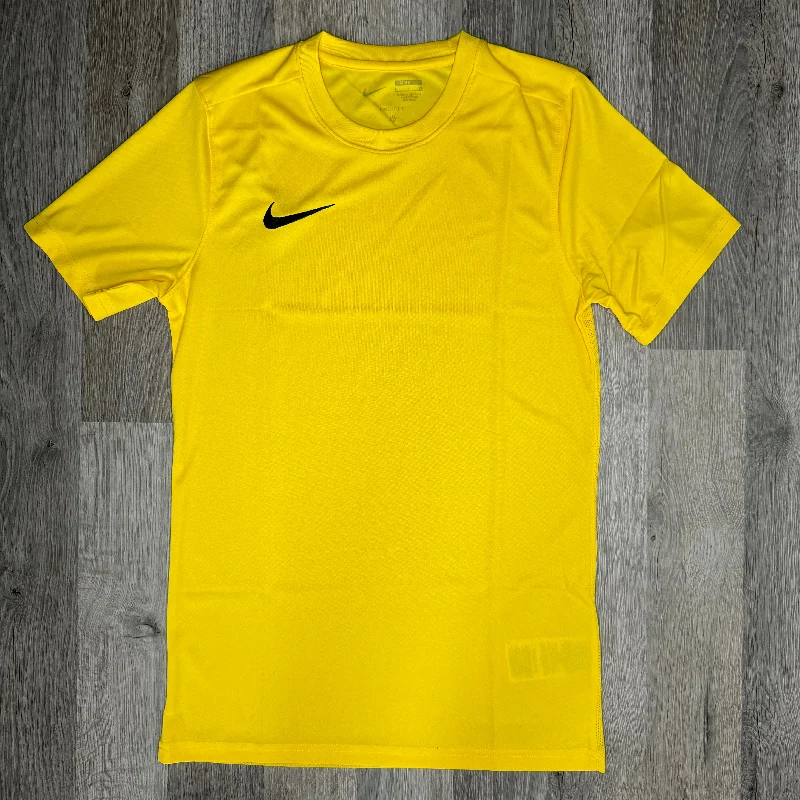 Men's antimicrobial t - shirts for odor - free freshness during travelNike Dri-Fit Tee Yellow