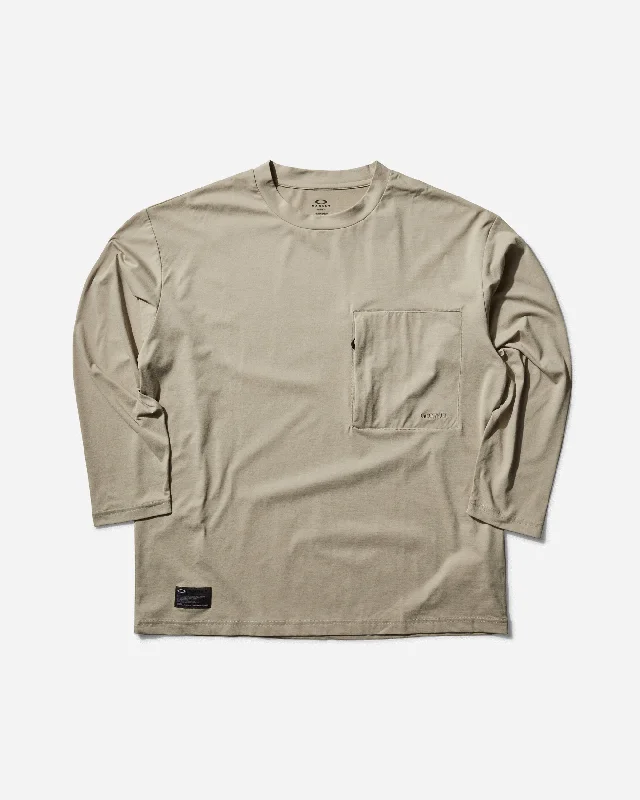 Men's ribbed t - shirts with a textured finish for added styleMen's F.G.L. Scratch Longsleeve T-Shirt 4.7 Desert Sand Men's ribbed t - shirts with a textured finish for added styleMen's F.G.L. Scratch Longsleeve T-Shirt 4.7 Desert Sand