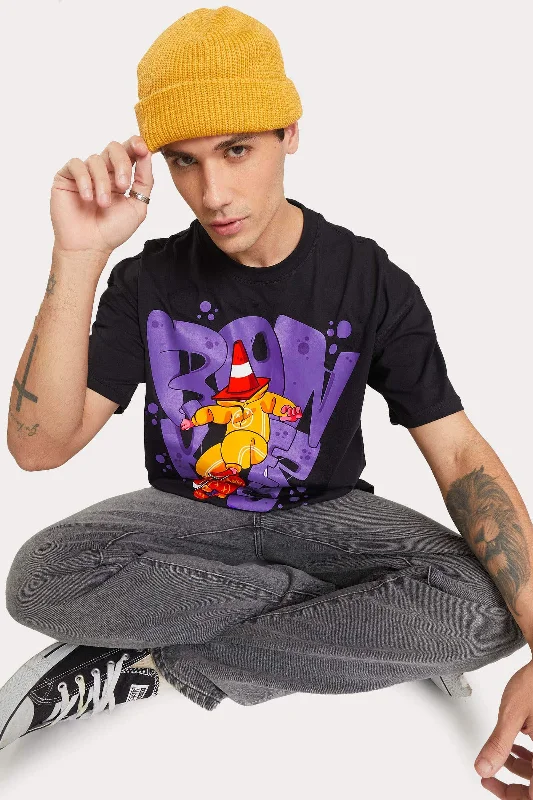 Men's antimicrobial t - shirts for odor - free freshness during travelSignature Cone Man Oversized T-shirt