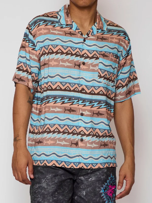 Men's slim - fit graphic t - shirts with vintage rock band printsStoker Button Up Shirt in Tan