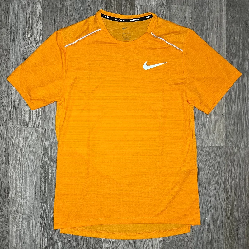 Men's smart - casual checkered t - shirts for semi - formal occasionsNike Miler Tee Orange Men's smart - casual checkered t - shirts for semi - formal occasionsNike Miler Tee Orange